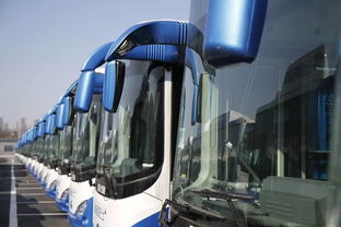 構(gòu)建現(xiàn)代綜合交通運輸體系，打造國際區(qū)域交通樞紐與城市公共交通新圖景